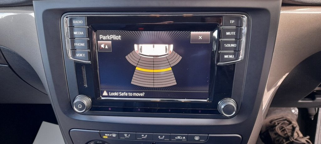 Used Skoda Yeti 2015 for sale - 77227142: Photo 16