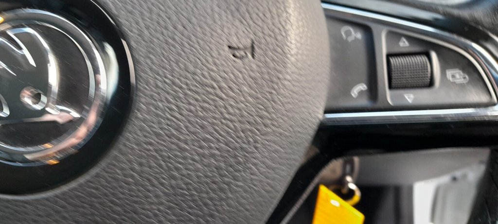 Used Skoda Yeti 2015 for sale - 77227142: Photo 18