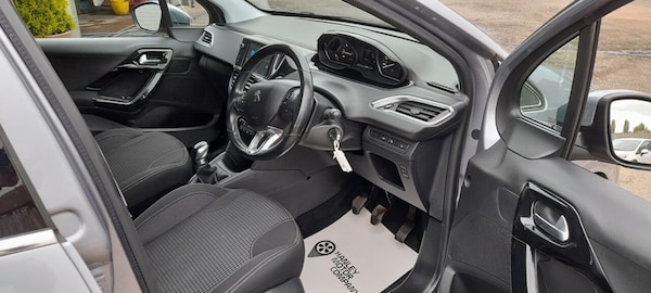 Used Peugeot 208 2019 for sale - 76080815: Photo 18