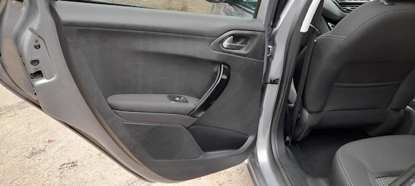 Used Peugeot 208 2019 for sale - 76080815: Photo 26