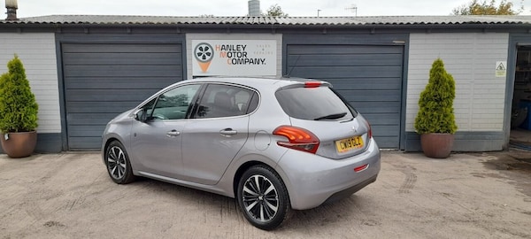 Used Peugeot 208 2019 for sale - 76080815: Photo 4