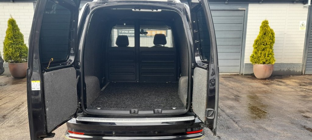 Used Volkswagen Caddy 2017 for sale - 77655123: Photo 4