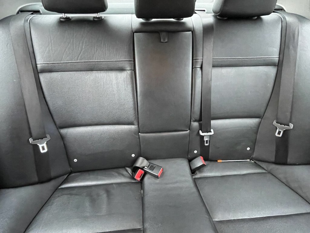 Used BMW 3 Series 2010 for sale - 76386119: Photo 11