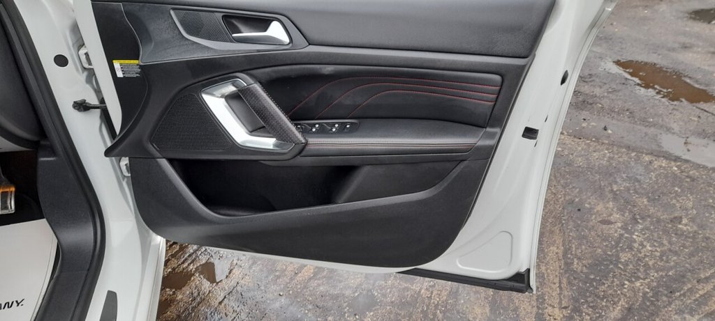 Used Peugeot 308 2018 for sale - 77356085: Photo 25