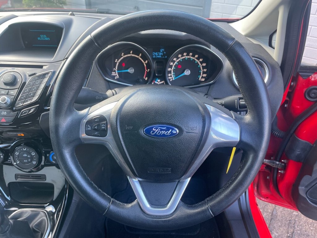 Used Ford Fiesta 2013 for sale - 76439269: Photo 15