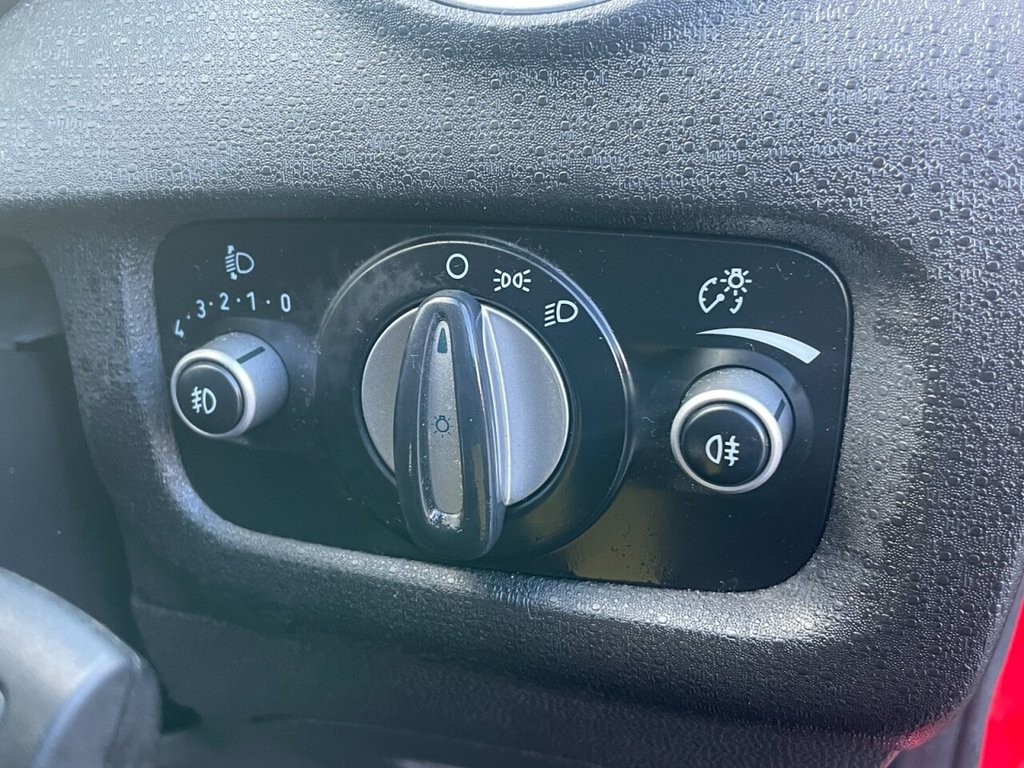 Used Ford Fiesta 2013 for sale - 76439269: Photo 18