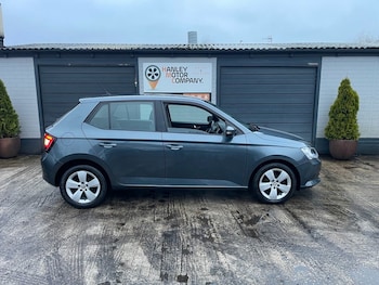 Used Skoda Fabia 2015 for sale - 77027540: Photo
