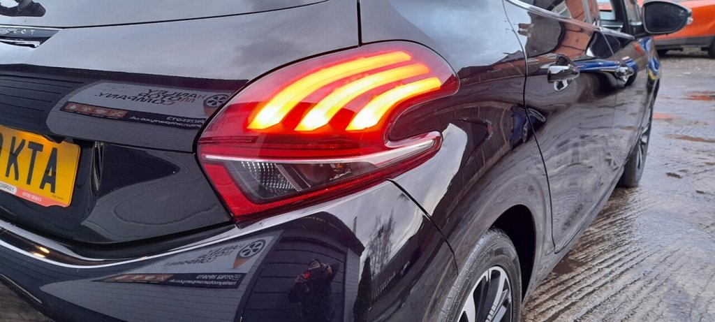 Used Peugeot 208 2019 for sale - 77171929: Photo 16