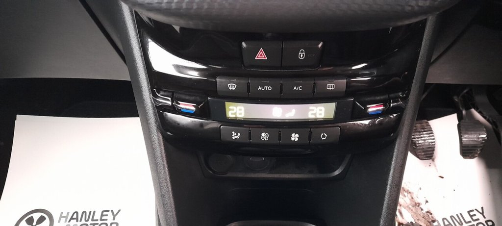 Used Peugeot 208 2019 for sale - 77171929: Photo 24