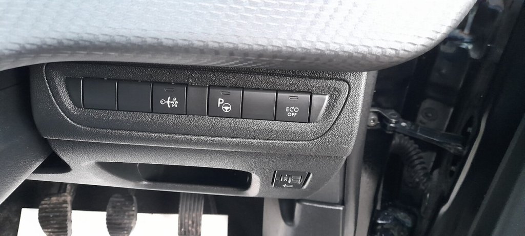 Used Peugeot 208 2019 for sale - 77171929: Photo 27