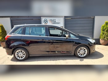 Used Ford Grand C-Max 2016 for sale - 79009809: Photo