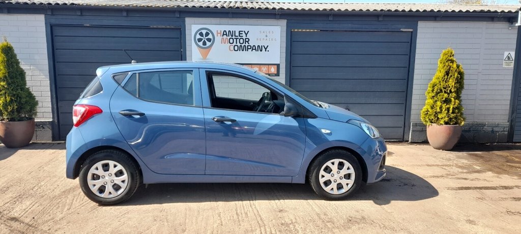 Used Hyundai i10 2015 for sale - 78181756: Photo 2