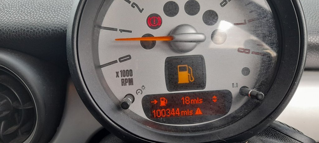 Used MINI Convertible 2013 for sale - 77779975: Photo 15