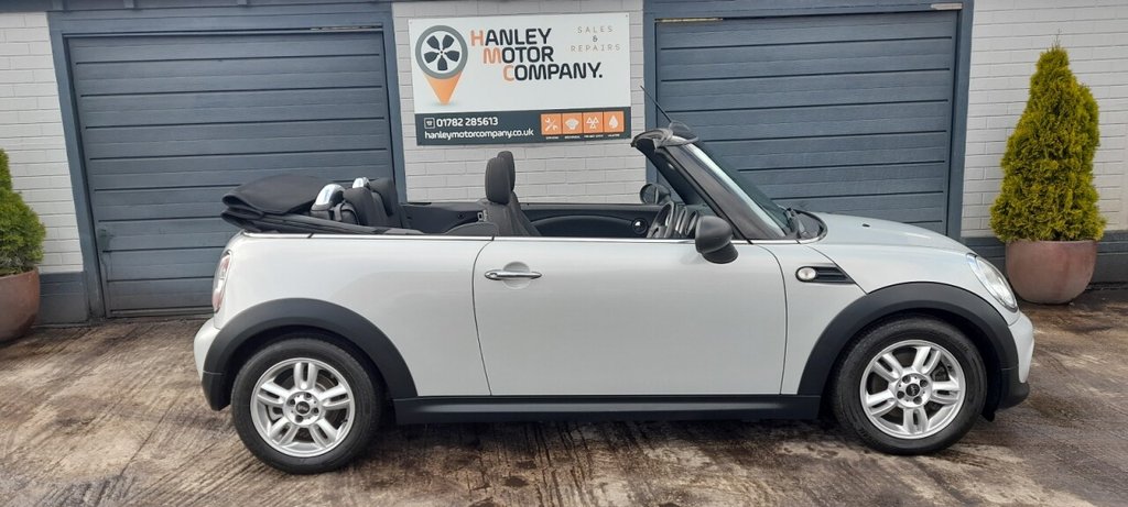 Used MINI Convertible 2013 for sale - 77779975: Photo 2