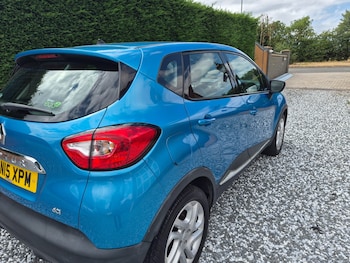 Used Renault Captur 2015 for sale - 79368805: Photo
