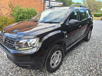 Used Dacia Duster 2018 for sale - 79351206: Photo