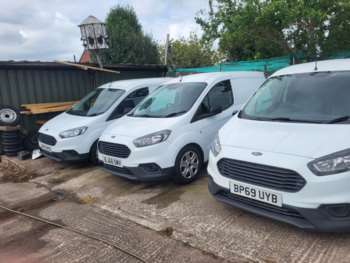 Used Ford Transit Courier 2019 for sale - 74230822: Photo