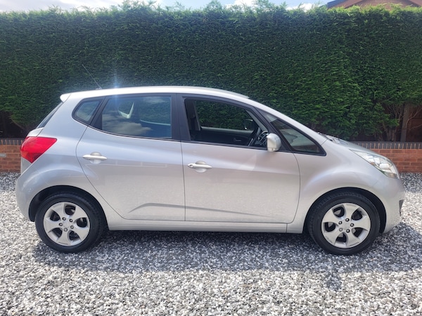Used Kia Venga 2012 for sale - 74970492: Photo 1