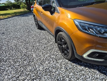Used Renault Captur 2017 for sale - 79080877: Photo