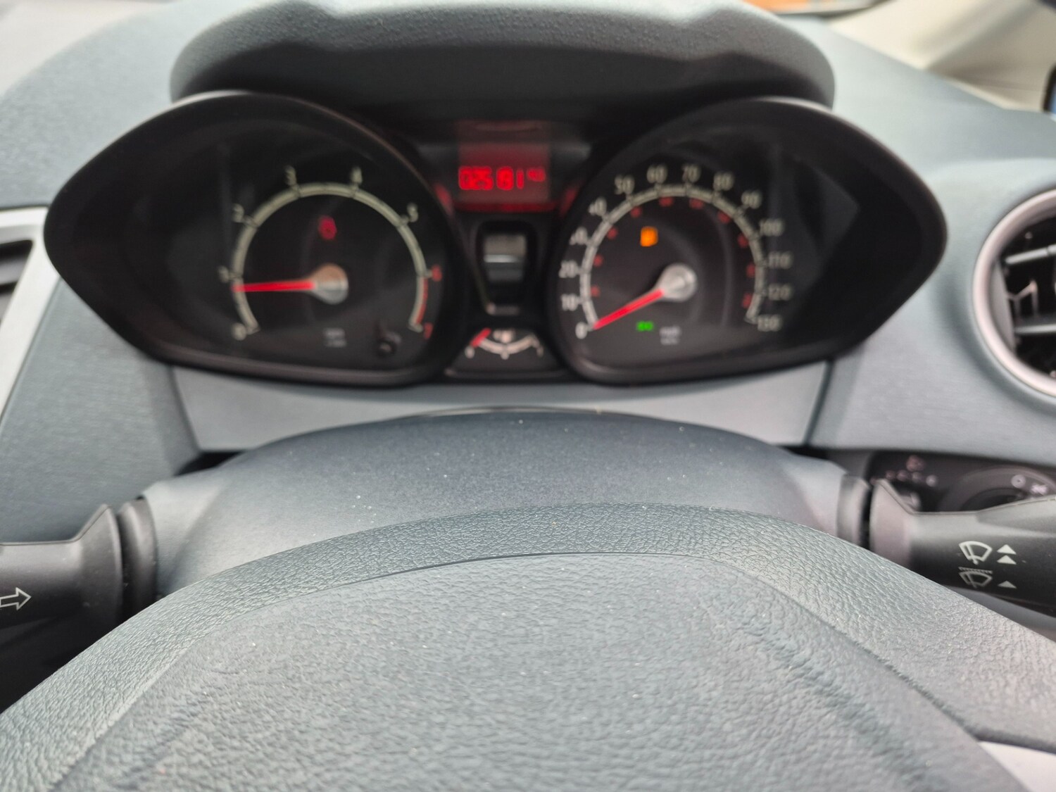 Used Ford Fiesta 2010 for sale - 78011584: Photo 10