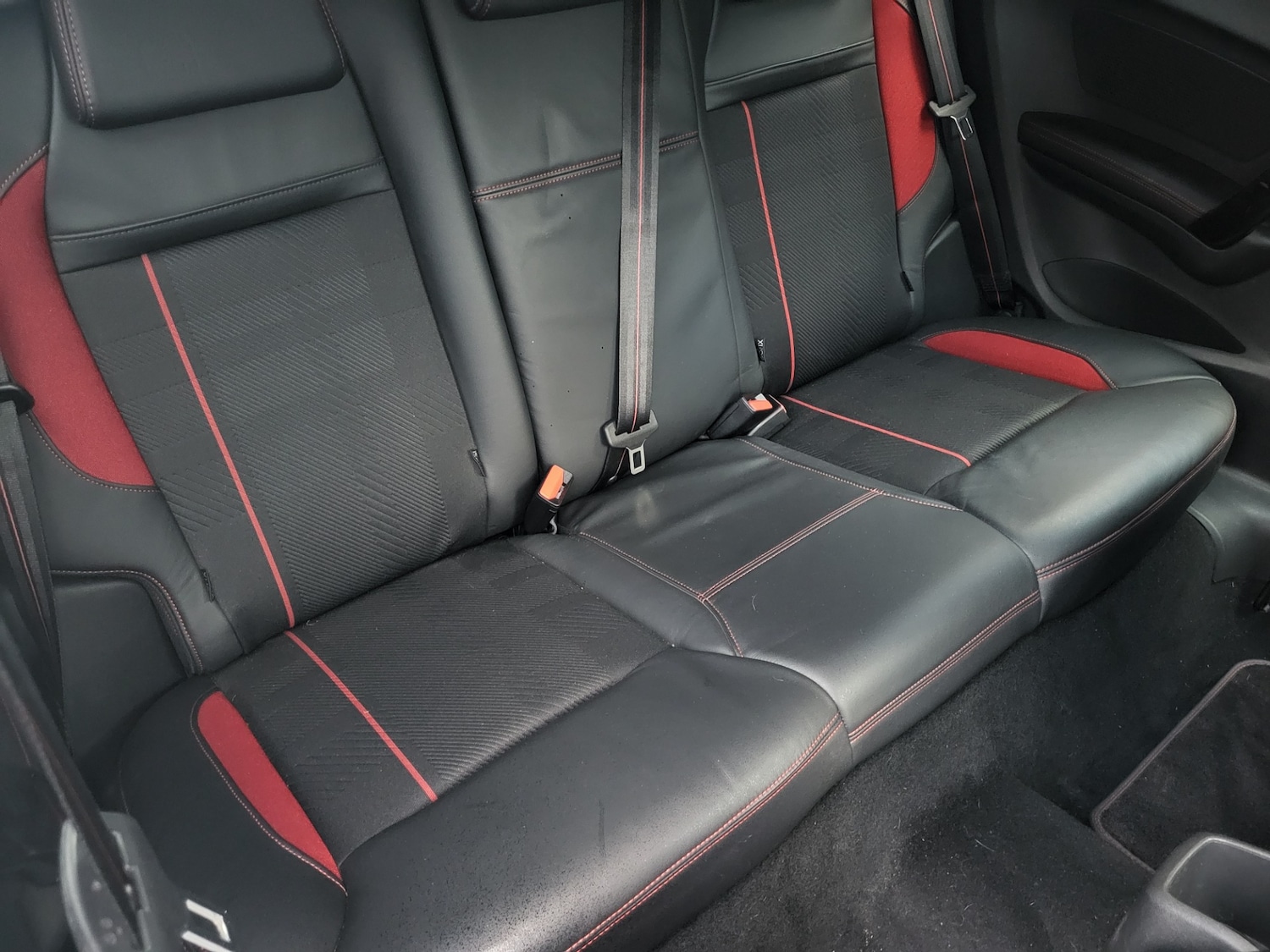 Used Peugeot 208 2014 for sale - 76895028: Photo 8