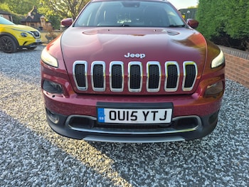 Used Jeep Cherokee 2015 for sale - 79512452: Photo