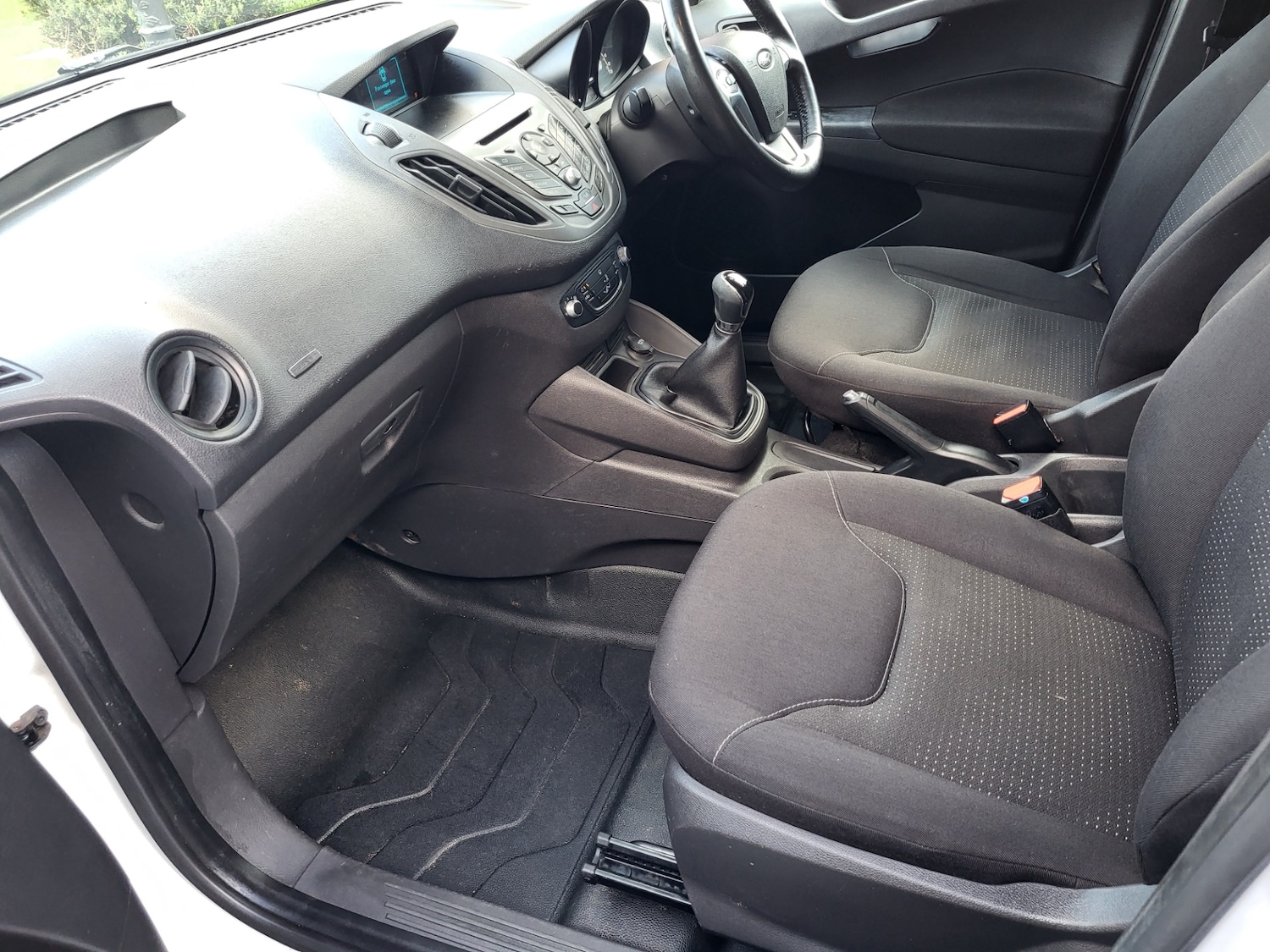Used Ford Transit Courier 2018 for sale - 76320782: Photo 10