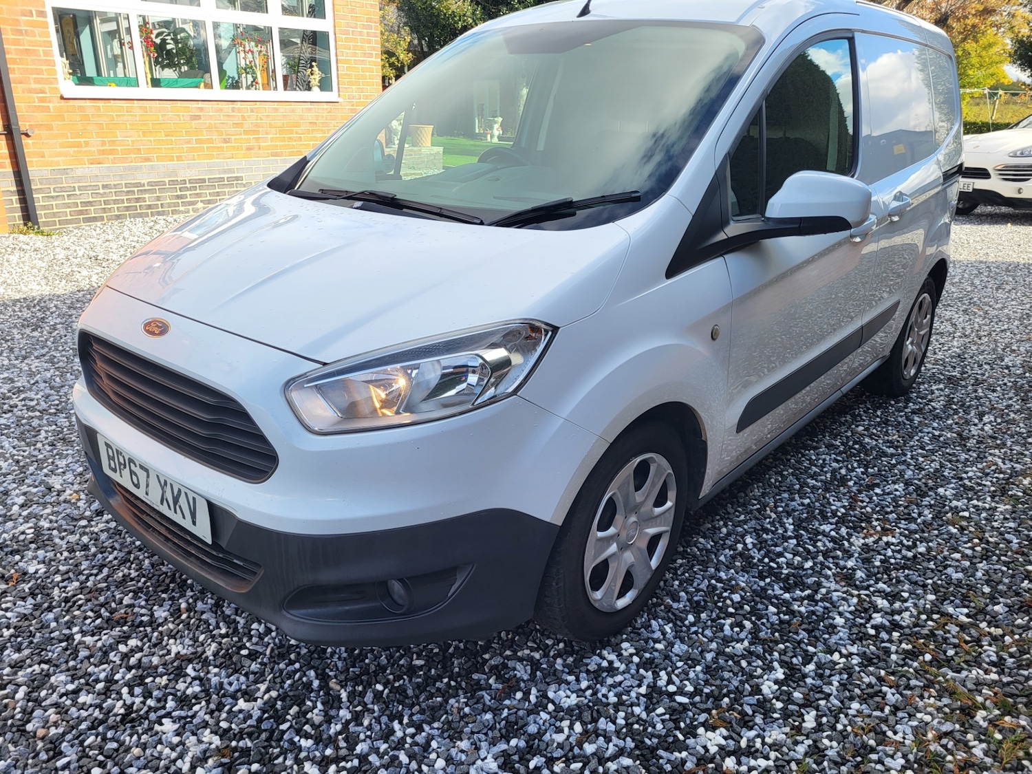 Used Ford Transit Courier 2018 for sale - 76320782: Photo 3