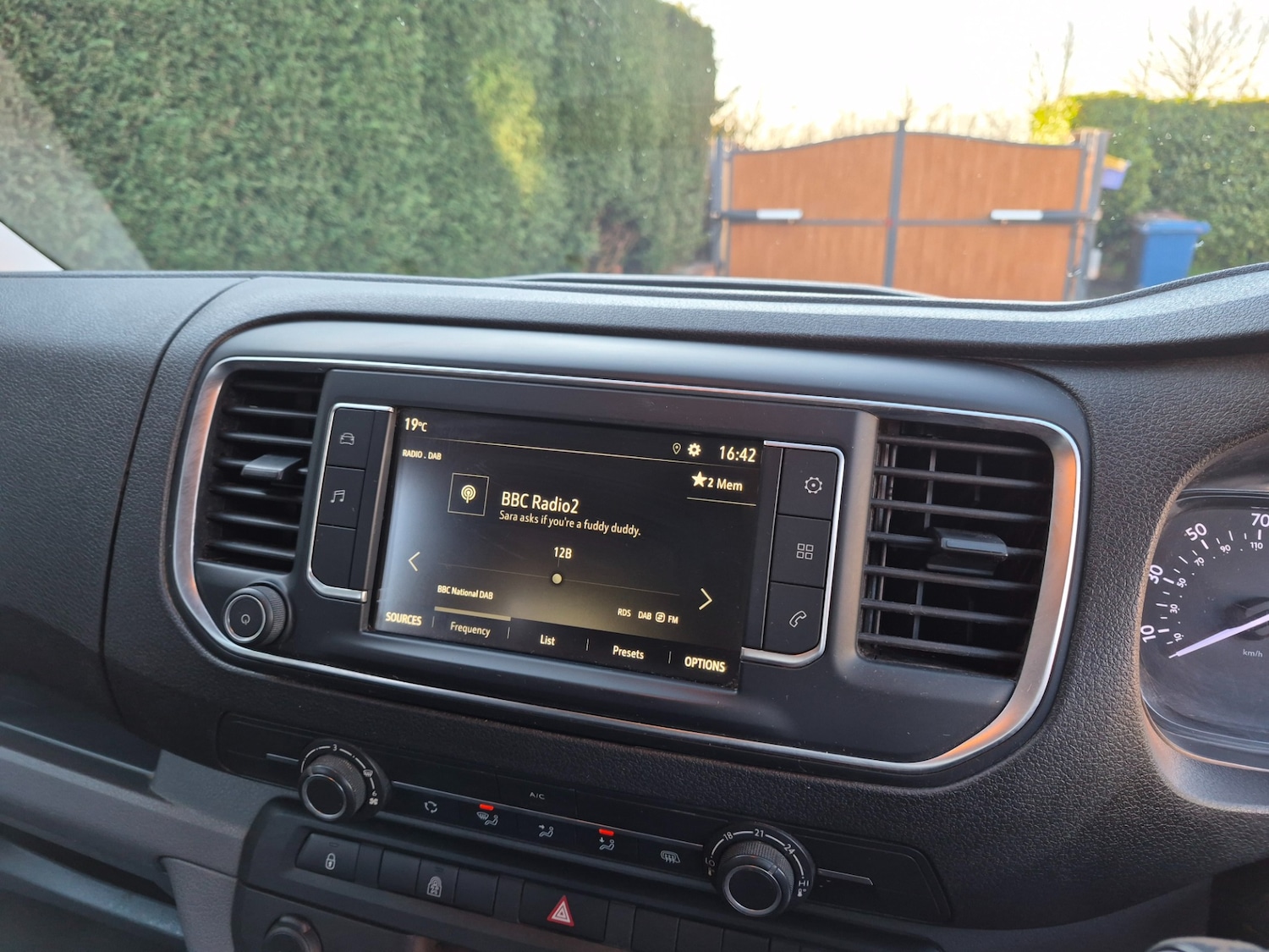 Used Vauxhall Vivaro 2022 for sale - 77935094: Photo 10