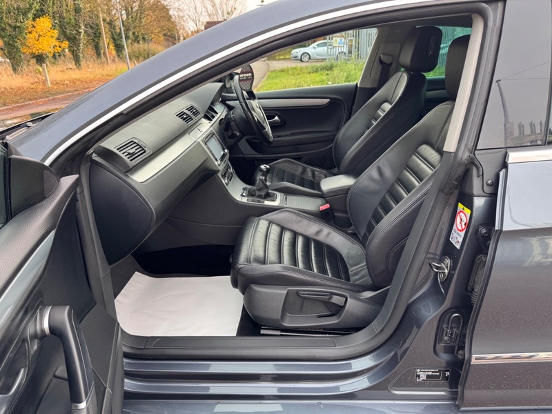 Used Volkswagen Passat 2010 for sale - 76497048: Photo 23