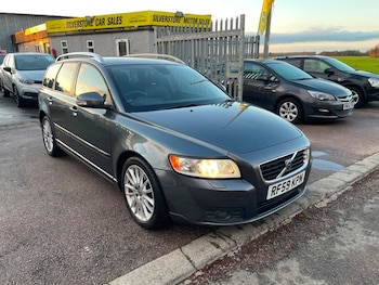 Used Volvo V50 2010 for sale - 76758774: Photo