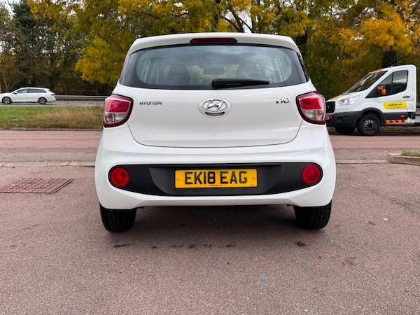 Used Hyundai i10 2018 for sale - 76211000: Photo 11
