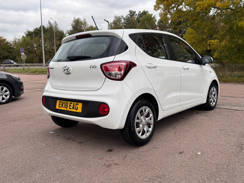 Used Hyundai i10 2018 for sale - 76211000: Photo 13
