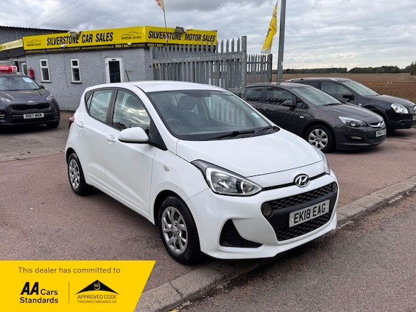 Used Hyundai i10 2018 for sale - 76211000: Photo 1