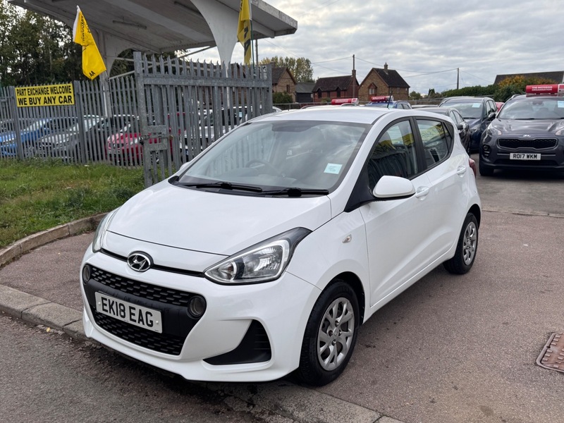 Used Hyundai i10 2018 for sale - 76211000: Photo 3