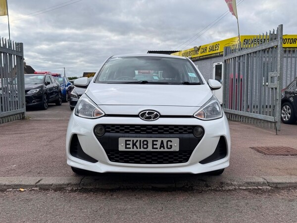 Used Hyundai i10 2018 for sale - 76211000: Photo 6