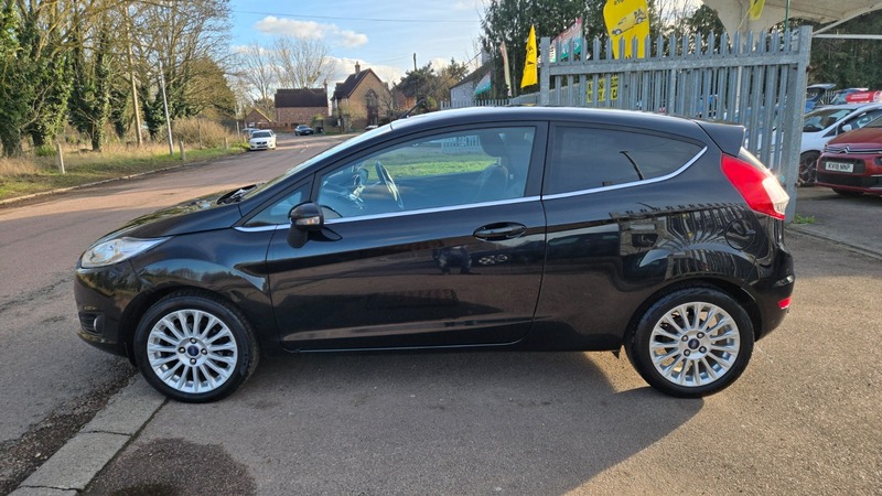 Used Ford Fiesta 2015 for sale - 77558372: Photo 10