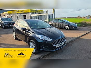 Used Ford Fiesta 2015 for sale - 77558372: Photo