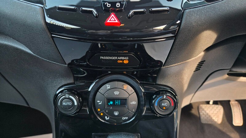 Used Ford Fiesta 2015 for sale - 77558372: Photo 32