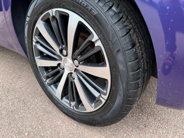 Used Peugeot 208 2016 for sale - 71864886: Photo 34