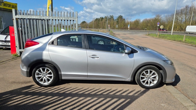 Used Honda Civic 2012 for sale - 77891438: Photo 9