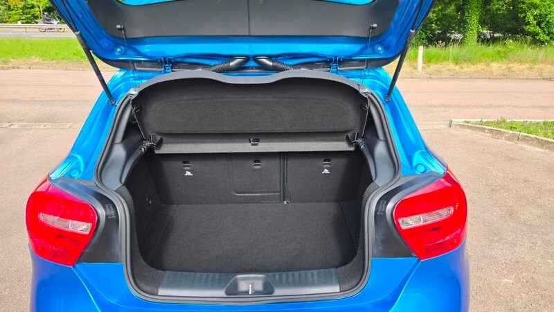 Used Mercedes-Benz A-Class 2015 for sale - 77906082: Photo 43