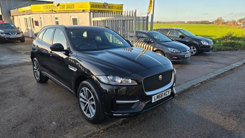 Used Jaguar F-Pace 2018 for sale - 77014677: Photo 4