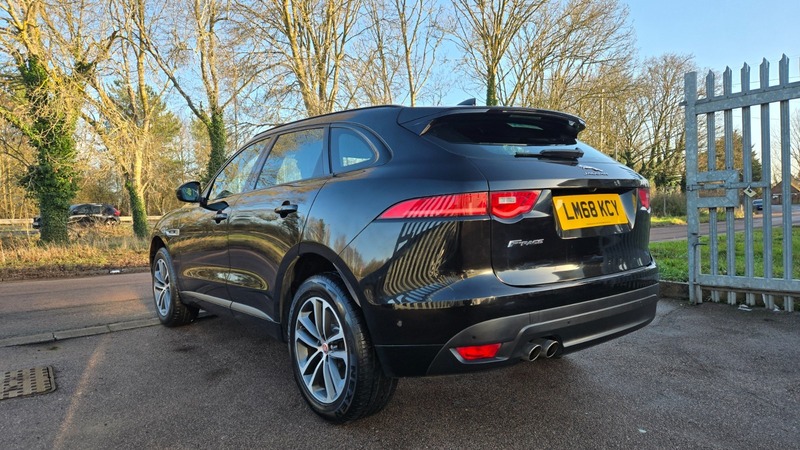 Used Jaguar F-Pace 2018 for sale - 77014677: Photo 9