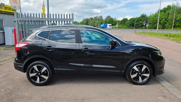 Used Nissan Qashqai 2017 for sale - 75347958: Photo 11