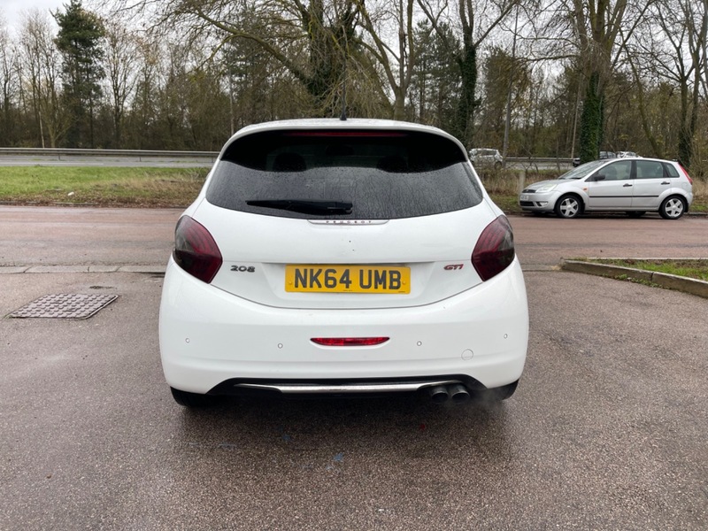 Used Peugeot 208 2014 for sale - 76665905: Photo 12