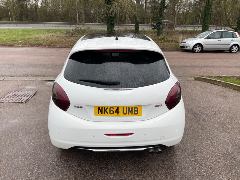 Used Peugeot 208 2014 for sale - 76665905: Photo 13