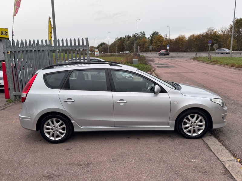 Used Hyundai i30 2010 for sale - 76418046: Photo 14