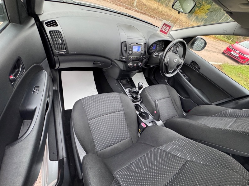 Used Hyundai i30 2010 for sale - 76418046: Photo 22