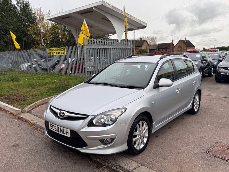 Used Hyundai i30 2010 for sale - 76418046: Photo 3